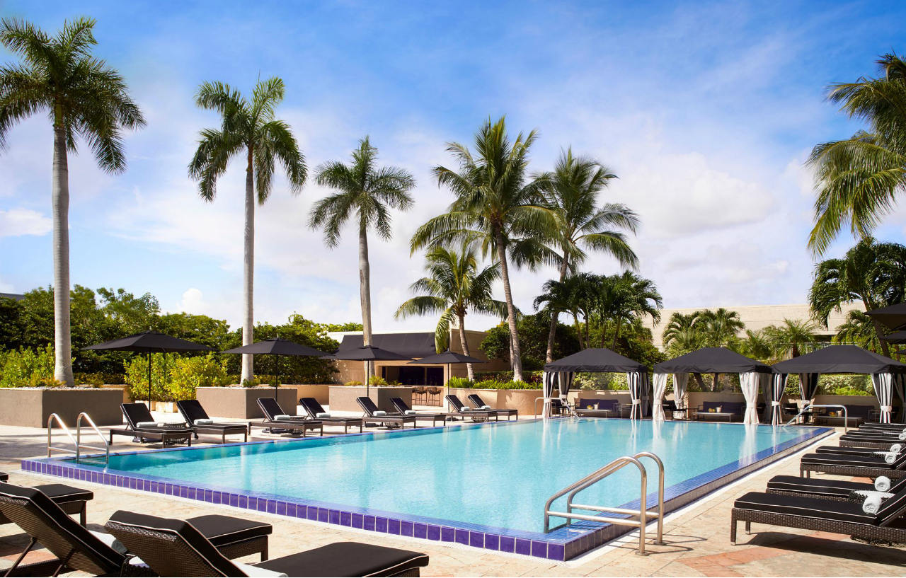 The Ritz-Carlton Coconut Grove, Miami Hotel Exterior photo